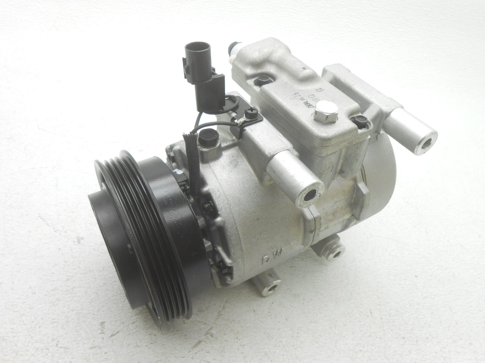 97701-2F130 COMPRESSOR - Image 2