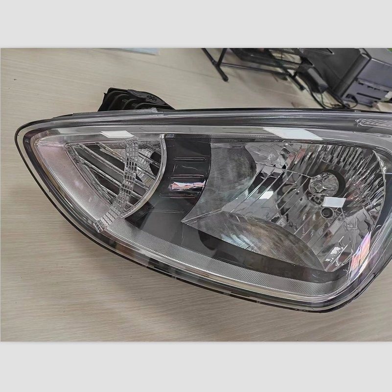 92101-B4500 HEAD LAMP